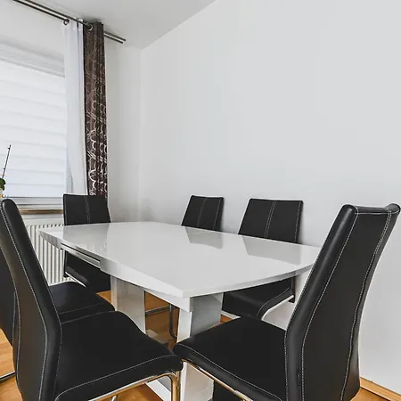 Appartement Schoene In Laatzen Nahe Messe